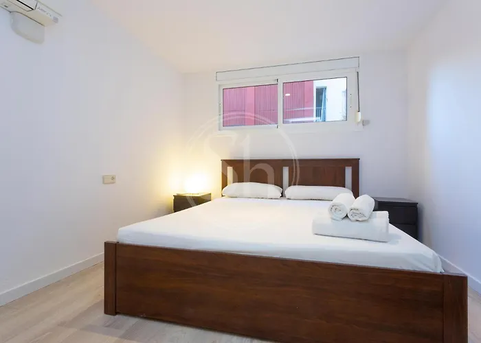 アパート Practico Con Terraza En Eixample