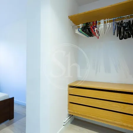 Practico Con Terraza En Eixample Barcelona